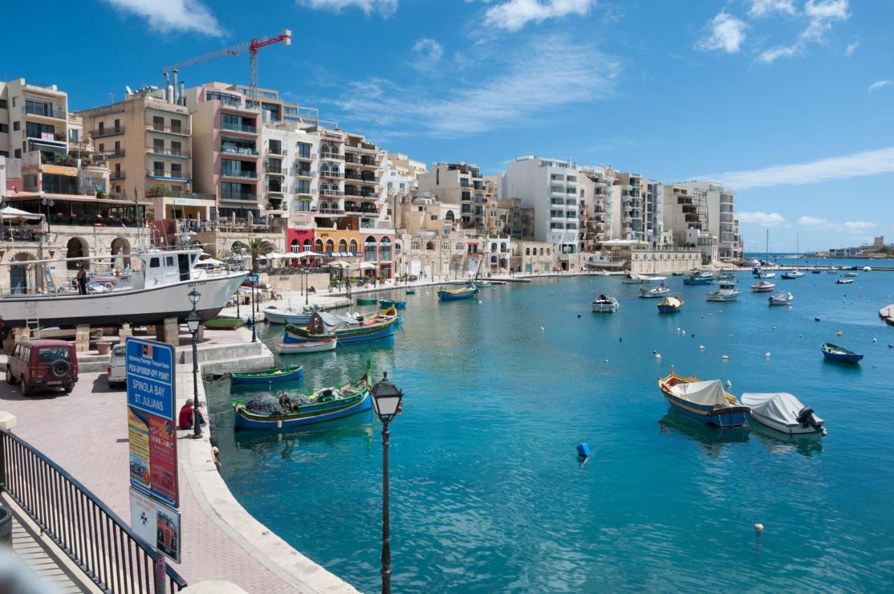 Modern Seaview Apartment In A Prime Location Sliema Luaran gambar